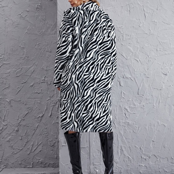 Classic Zebra print Hook Closure Vegan Fur Fully Lined Jacket Coat - Picture 5 of 5